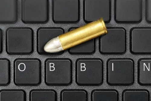 В США мужчина застрелился, разбирая оружие