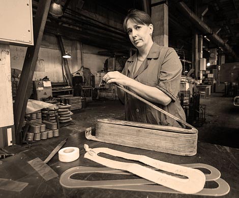 Поцелуи любимых женщин увеличивают заработной платы мужчин, — ученые