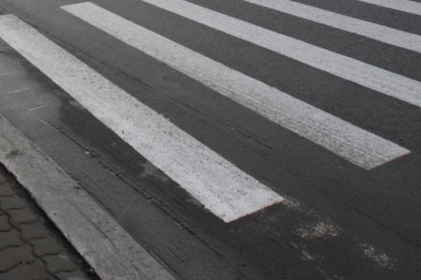 08:45
0
24
В Иркутске грузовик сбил женщину на пешеходном переходе Пострадавшая доставлена в больницу 08:45
0
24
В Иркутске грузовик сбил женщину на пешеходном переходе Пострадавшая доставлена в больницу