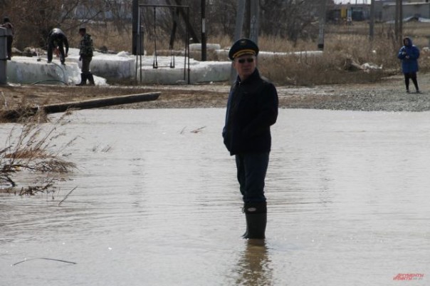14:04 0 845 В Тульской области из-за разлива Оки подтоплен третий мост В МЧС отметили что угрозы затопления жилых 14:04 0 845 В Тульской области из-за разлива Оки подтоплен третий мост В МЧС отметили что угрозы затопления жилых