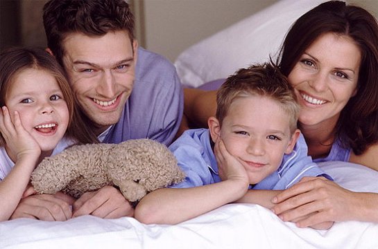 Ученые выяснили каких детей родители больше Ученые выяснили каких детей родители больше