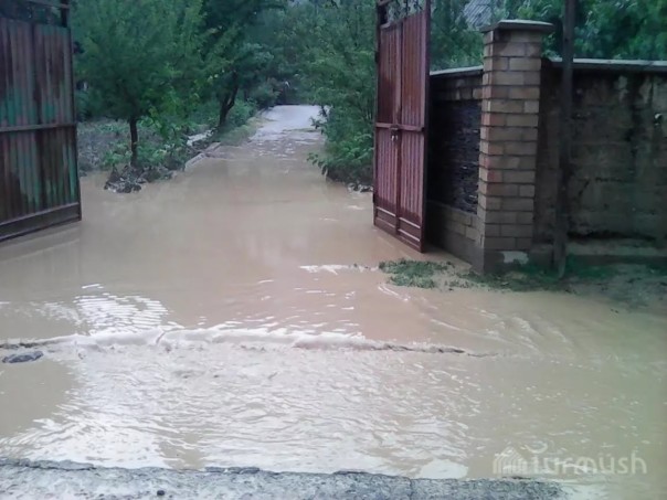 На юге Кыргызстана из-за схода селя погибли 5 человек