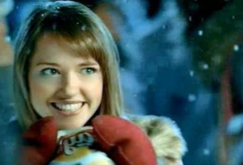 В web-сети обсуждают актрису, снявшуюся в «рекламе всего»