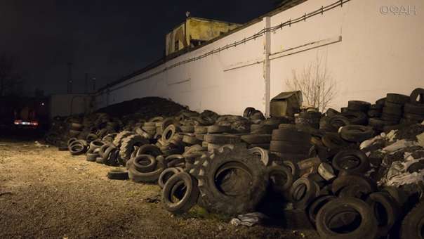 Более 100 литров ядовитого стеклоомывателя изъяли под Ярославлем Более 100 литров ядовитого стеклоомывателя изъяли под Ярославлем