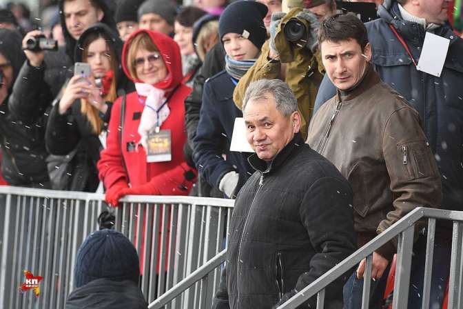 Реконструкция штурма Рейхстага началась в Подмосковье Реконструкция штурма Рейхстага началась в Подмосковье