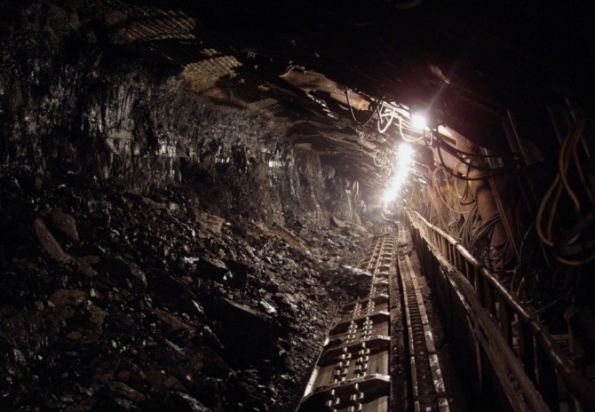 18 человек погибли в итоге ЧП на угольной шахте в КНР