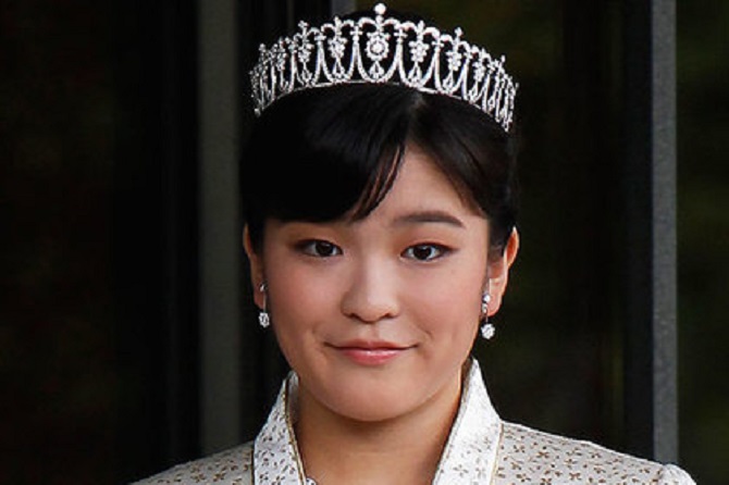 Внучка императора Японии откажется от титула ради брака с простолюдином