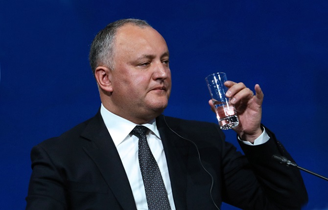 Внутри политической верхушки Молдовы разгорелся конфликт из-за военных учений в Украине