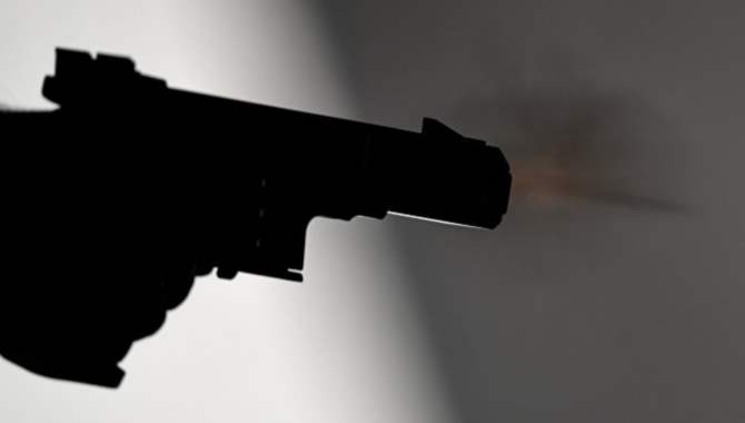 ФСБ задержала украинца за попытку сбыта оружия в Крыму