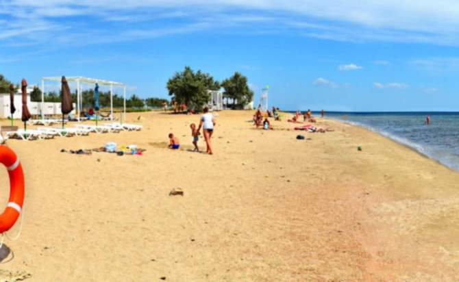 Число авиарейсов в Крым уменьшилось практически на четверть