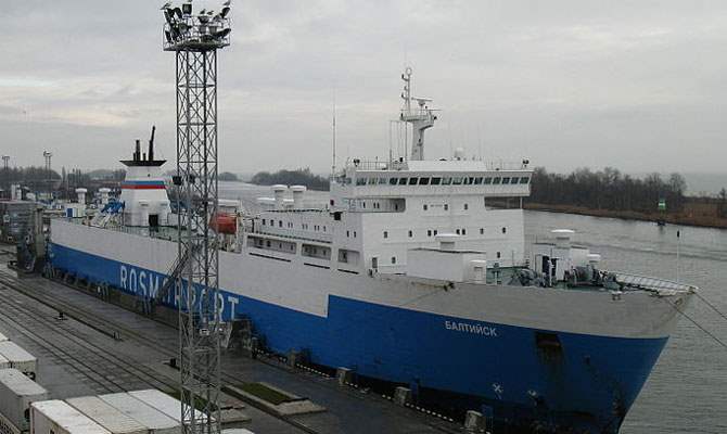 В Таллине за долги арестовали русский грузовой паром