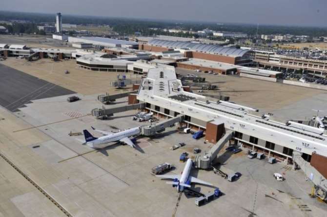 Данные системы безопасности интернационального аэропорта выставили за $10