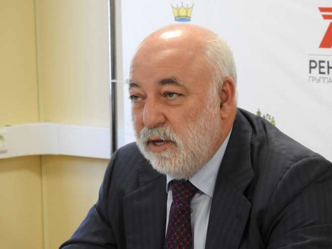 США заморозили счета Дерипаски и Вексельберга на Кипре