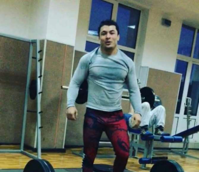 Охранник зарезал солдата ММА в ночном клубе