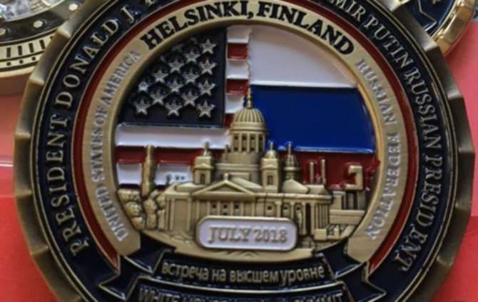 Белый дом выпустил жетоны в честь встречи Трампа и В.Путина в Хельсинки