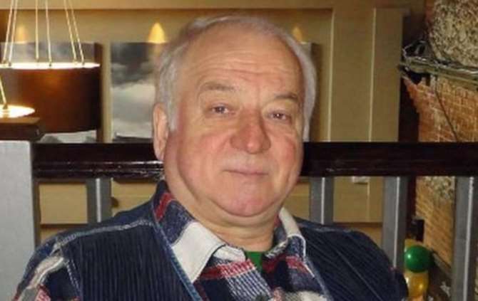 Скрипаль сотрудничал с разведками нескольких стран
