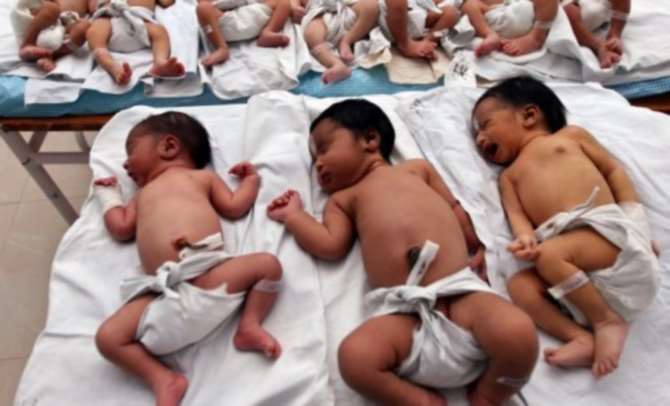 Мэр Нью-Йорка подписал закон о введении 3-го пола в документах