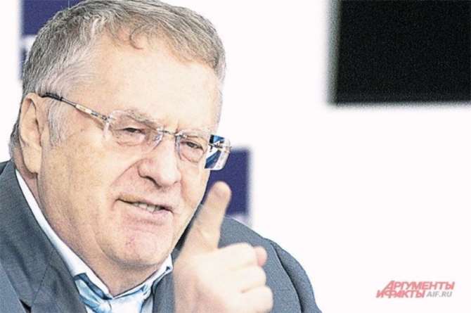 Жириновский объявил о «кроющих всю планету» системах С-700