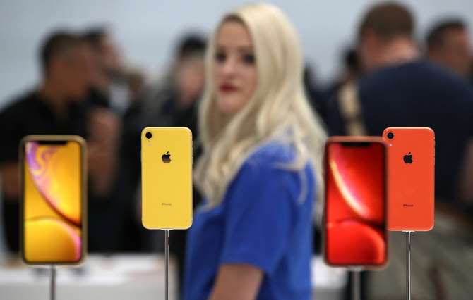 IPhone XR: почему компания Apple так назвала новый гаджет