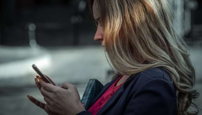 Стали известны лучшие мобильные телефоны года по версии Роскачества