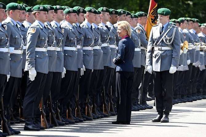 Основная часть военной техники в Германии непригодна для применения