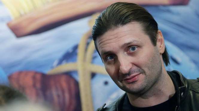 Запашный попал в поликлинику в Германии и поведал о замене коленного сустава