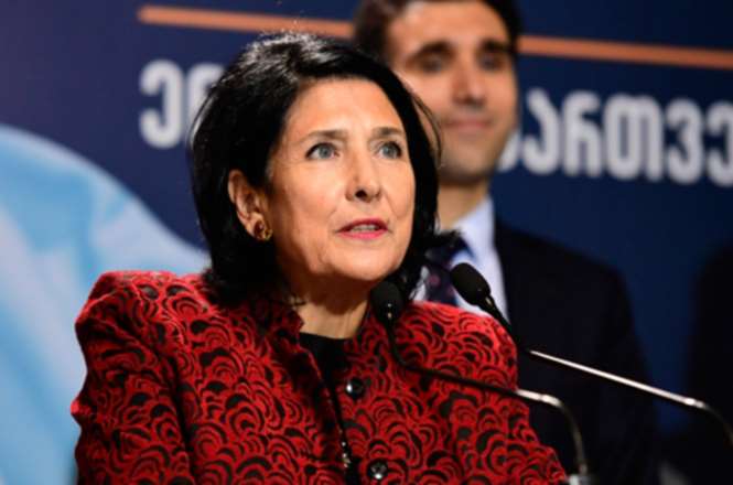 Лавров желает новоизбранному президенту Грузии добиться хороших отношений с Россией