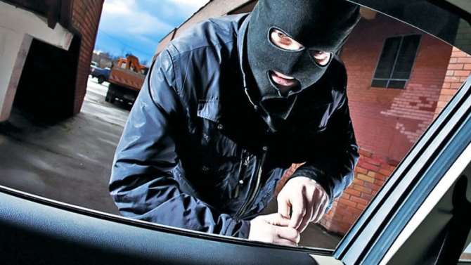 Раскрыт новый способ вымогательства у автомобилистов Петербурга