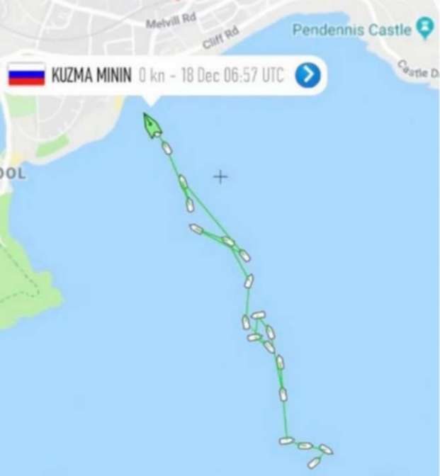 Русский теплоход сел на мель у Англии