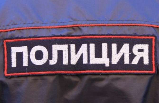 Петербурженка хранила в одежде дочери 400 г наркотиков