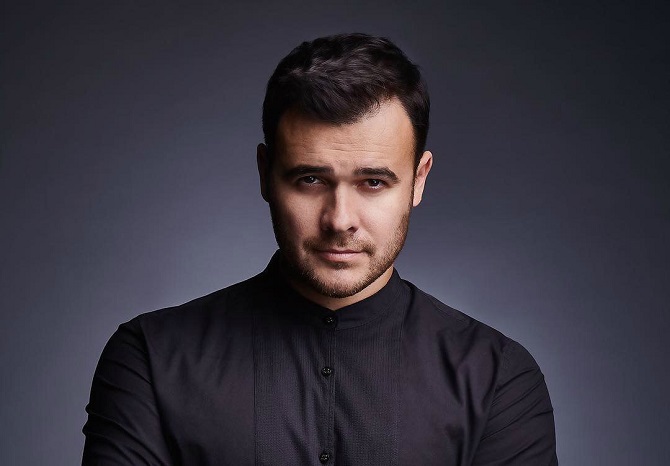 Emin отложил тур по США