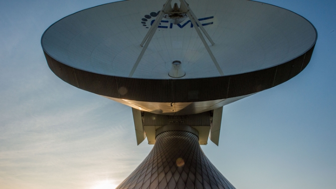 РФ зафиксировала массовые маневры военных спутников США