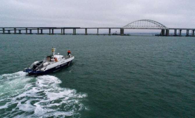 В Крыму назвали условие для прохождения украинских кораблей в Азовское море