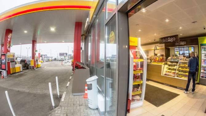 Администрация президента выступила против продажи пива на АЗС