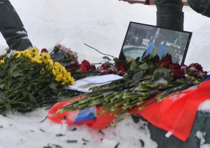 Бюст погибшего в Сирии Героя РФ летчика Романа Филипова открыли в Приморье