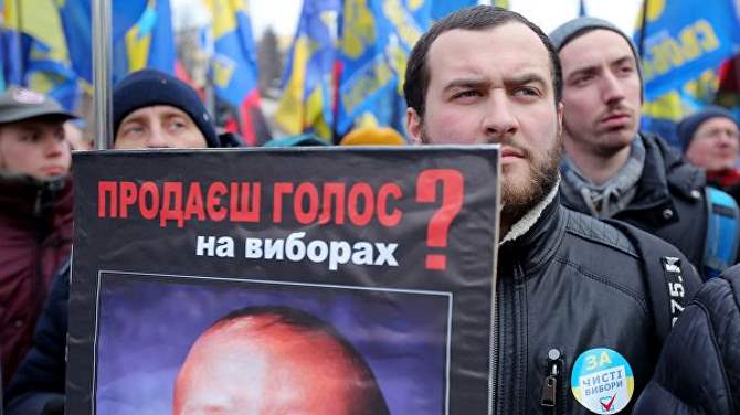 Порошенко пляшет перед избирателями