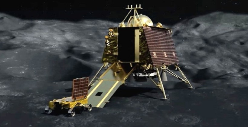 NASA нашло обломки разбившегося индийского лунного аппарата.