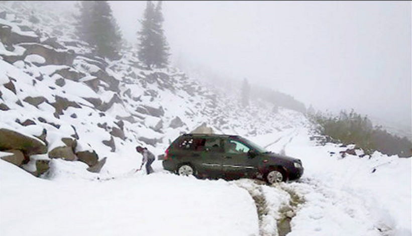Погодные качели в Сибири, экстремальная жара сменяется июньским снегом, торнадо и наводнениями