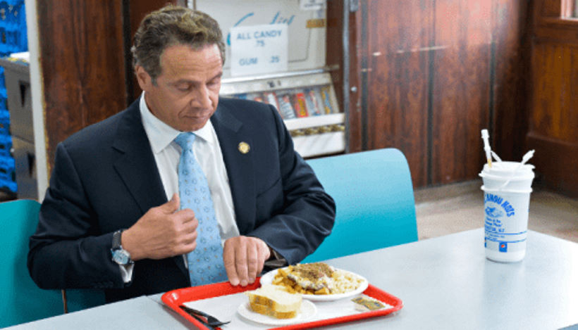 Владельцы ресторанов Нью-Йорка пожизненно изгнали губернатора из своих заведений.