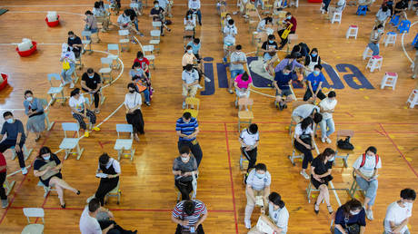 91% молодежи Китая в возрасте от 12 до 17 лет полностью вакцинированы от Covid - государственные СМИ - RT World News