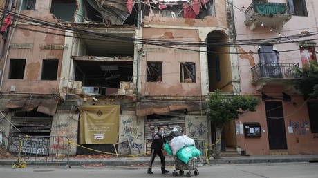 Ливан получит 1,1 млрд долларов из резерва МВФ для помощи своей страдающей от проблем экономике после формирования правительства после 13-месячного тупика - RT World News