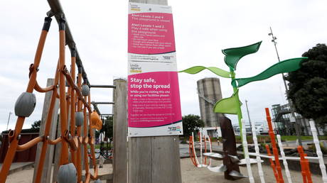 Окленд останется под изоляцией от коронавируса еще на неделю, поскольку число случаев заболевания в Новой Зеландии продолжает расти - RT World News