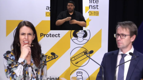 Премьер-министр Новой Зеландии сказал, что посетители больниц не должны заниматься сексом с пациентами во время пандемии - или в любое другое время - RT World News