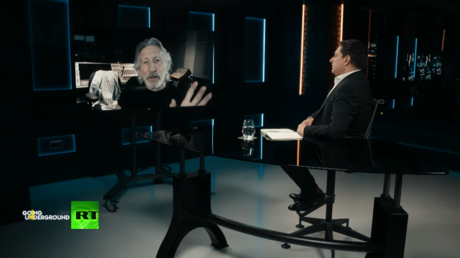 Расходы на войну - это налог на трудящихся, которые просто хотят жить в мире, сказал RT Роджер Уотерс - RT World News