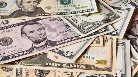 31 миллион долларов изъят после задержания в Европе и США 150 подозреваемых в рамках совместного расследования торговли наркотиками и оружием через даркнет - RT World News