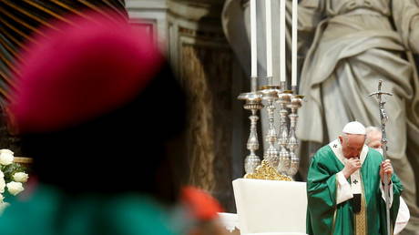 Европейский суд по правам человека заявил, что Ватикан пользуется дипломатической неприкосновенностью, отклоняя предполагаемых жертв жестокого обращения с детьми - RT World News