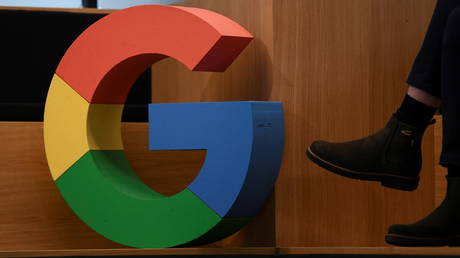 Google не любит, когда ему показывают неудобные проблемы, экс-этичный со-руководитель ИИ "уволен" техническим гигантом за свое исследование, рассказал RT