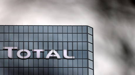 Многонационального нефтегазового гиганта Total обвиняют в преуменьшении угрозы глобального потепления с конца 1980-х годов - отчет - RT World News