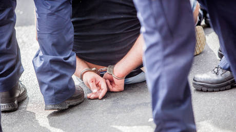 Турция арестовала `` шпионскую сеть Мосад '' и арестовала 15 человек за шпионаж за палестинцами и иностранными студентами - отчеты - RT World News