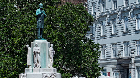 Австрия не снесет памятник любимому мэру Гитлера - RT World News